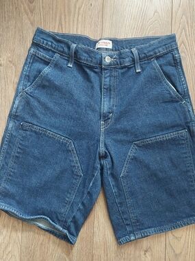 Levi's Signature Blue Denim Shorts with Contrast Stitching Double Front 30